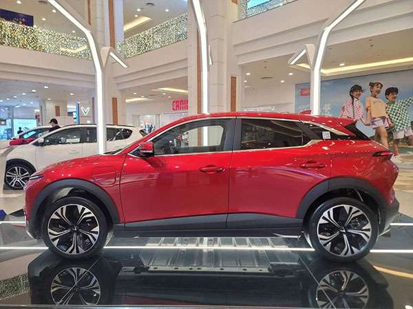 Vinfast-VF6-Plus-do-1