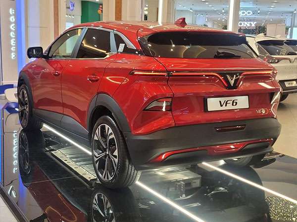 Vinfast-VF6-Plus-do-6
